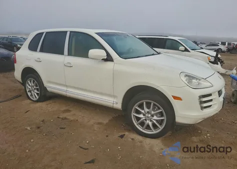 2008 Porsche Cayenne z USA, uszkodzony, nr VIN WP1AA29P48LA20807
